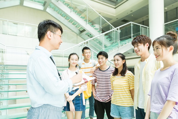萧山春华成人学历培训